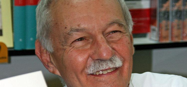 Eduardo Mendoza gana el Premio Cervantes 2016